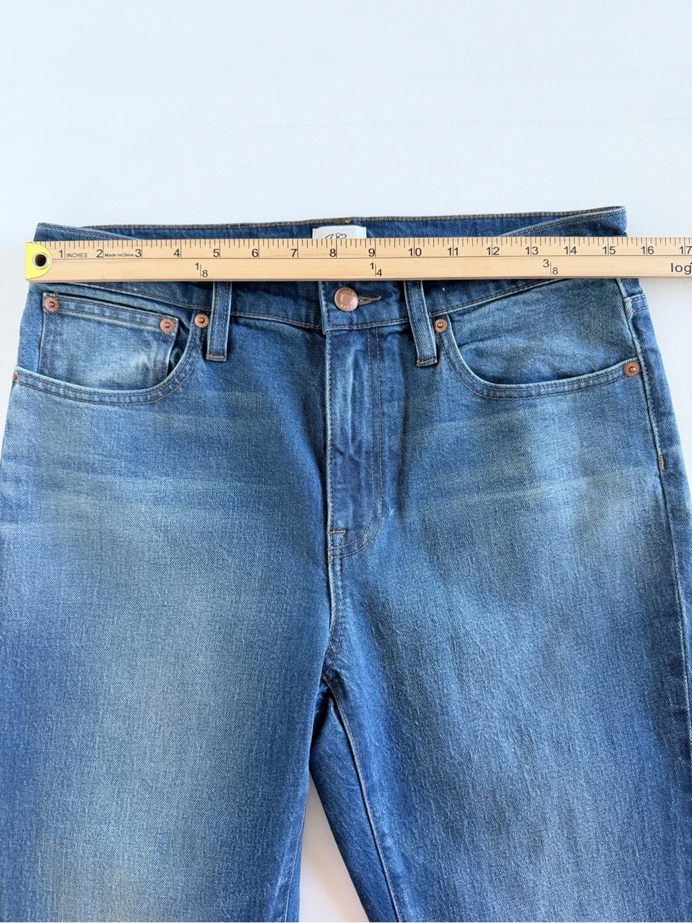 J.Crew Slim Boyfriend Jeans 28 Medium Wash Straight Leg Stretch Denim AQ823